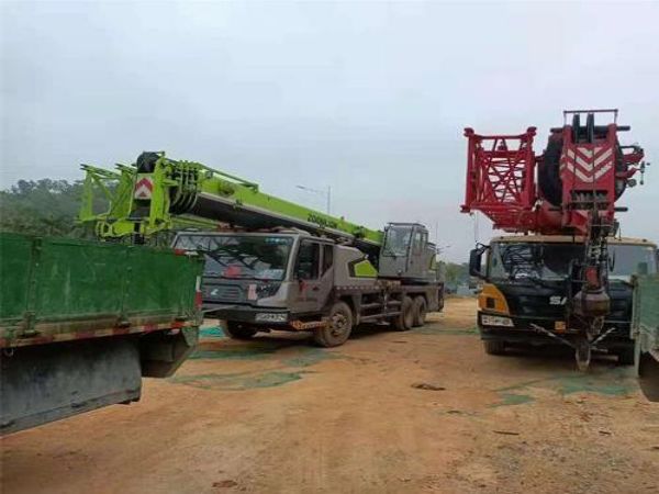 兰明光市吊车出租公司电话_拉萨影响吊车吊钩安全的因素